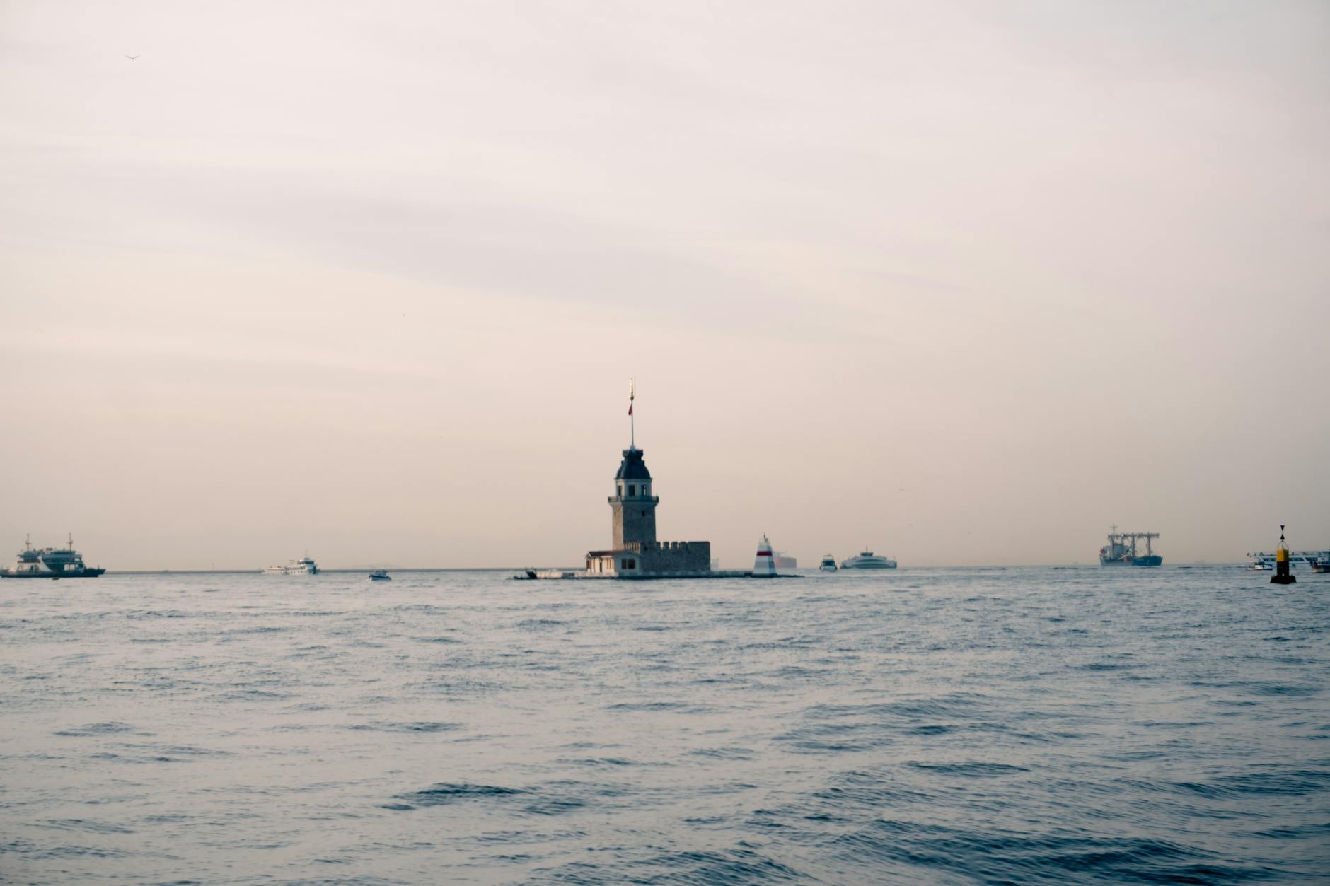 Free stock photo of istanbul, kız kulesi, minimal Free stock photo of istanbul, kız kulesi, minimal